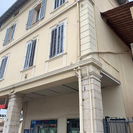 Un Appartement Atypiquement Provencal Ле-Канне Екстер'єр фото